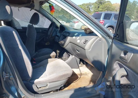 2000 Honda Civic Value Package z USA, uszkodzony, nr VIN 2HGEJ6618YH572125